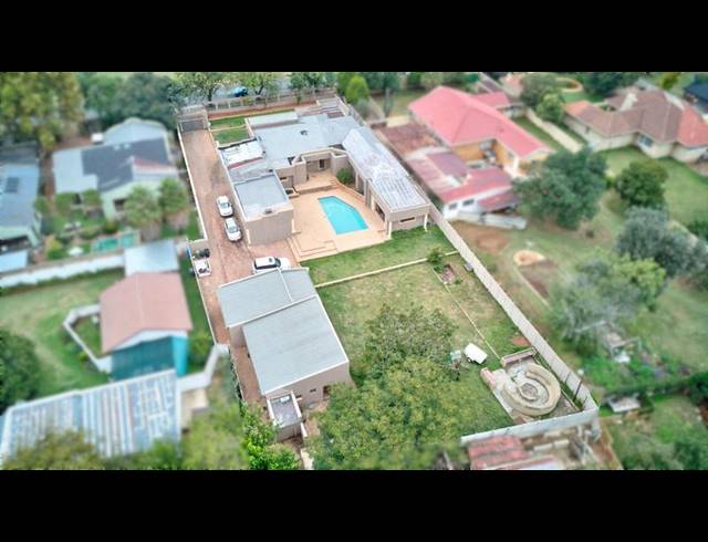 5 BEDROOM HOUSE FOR SALE IN FLORIDA